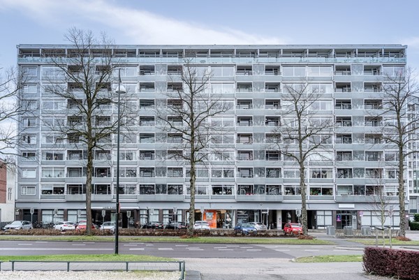 Voor een volledig overzicht verwijzen wij je graag naar de digitale plattegronden, de foto's, de video en de eigen website van deze woning: loolaan27-111.nl